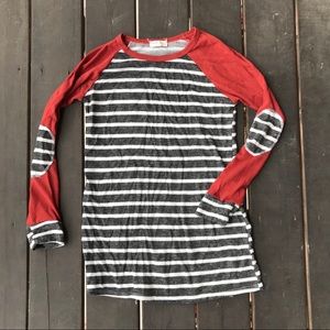 Long sleeve tee